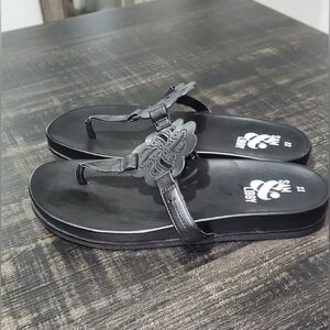 Sam & Libby Black Flip Flops -Size 11